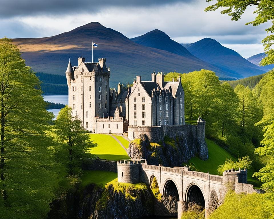 Bezoek de majestueuze kastelen van de Schotse Hooglanden